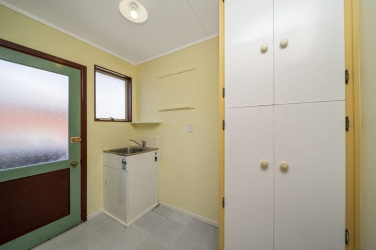 Photo of property in 1/25 Tahurangi Place, Spotswood, New Plymouth, 4310