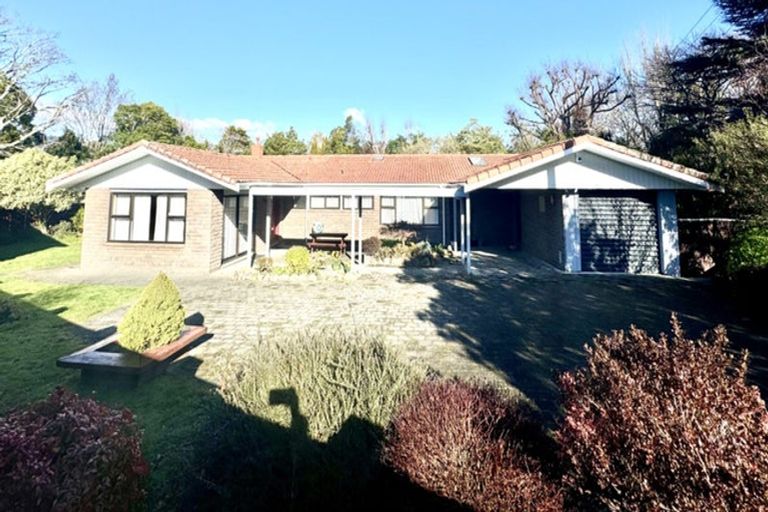 Photo of property in 18 Barton Road, Heretaunga, Upper Hutt, 5018