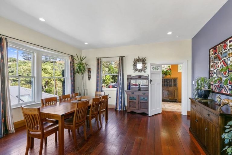 Photo of property in 12 Highbury Road, Highbury, Wellington, 6012