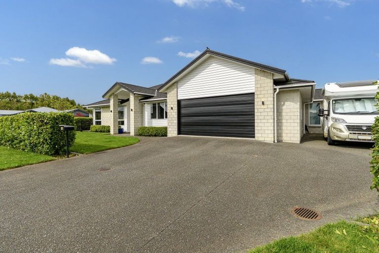 Photo of property in 46 Penetaka Heights, Pyes Pa, Tauranga, 3112