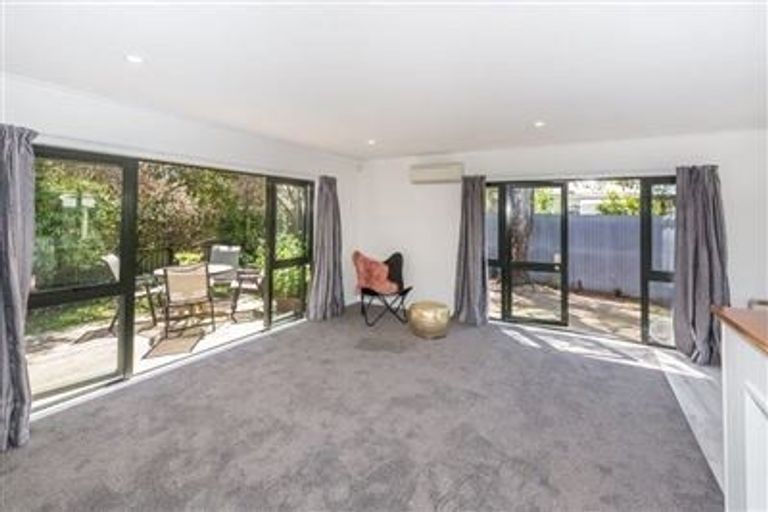 Photo of property in 119 Huxley Street, Sydenham, Christchurch, 8023