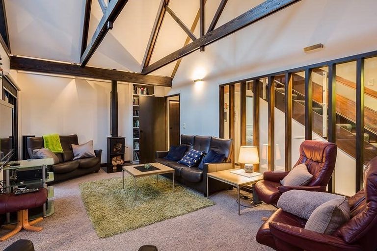 Photo of property in 32 Royal Terrace, Dunedin Central, Dunedin, 9016