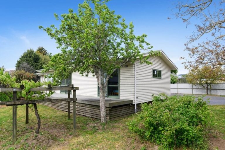 Photo of property in 17 Melrose Avenue, Owhata, Rotorua, 3010
