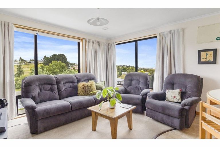 Photo of property in 104 Douglas Street, Highfield, Timaru, 7910