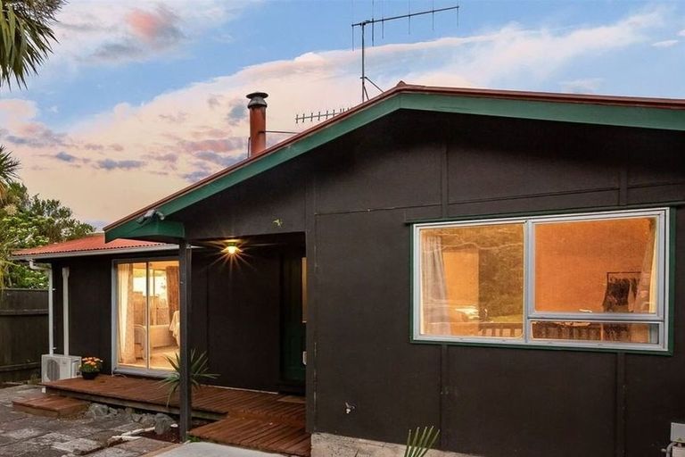 Photo of property in 71 Rawhiti Road, Pukerua Bay, 5026