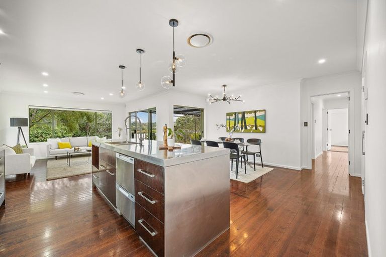 Photo of property in 2 Wharf Road, Te Atatu Peninsula, Auckland, 0610