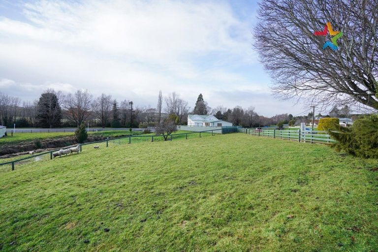 Photo of property in 8 Hughies Lane, Otautau, 9610