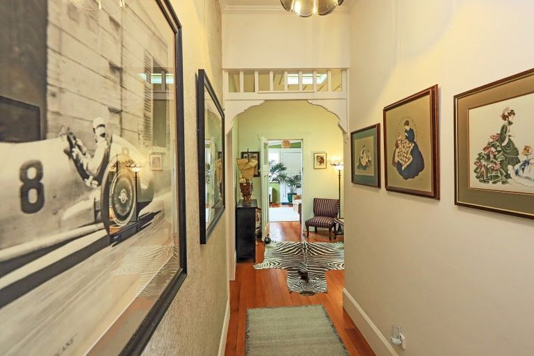 Photo of property in 47 Vigor Brown Street, Napier South, Napier, 4110