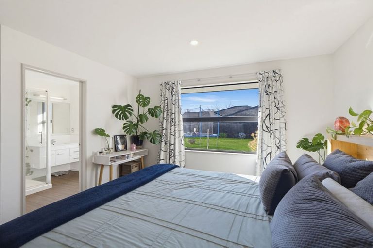Photo of property in 35 Marriotts Road, North New Brighton, Christchurch, 8083