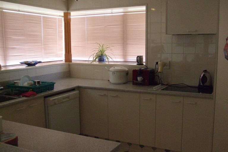 Photo of property in 3 Cardigan Bay Place, Addington, Christchurch, 8024