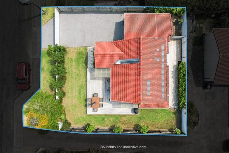 Photo of property in 5 Weiti Road, Orewa, 0931