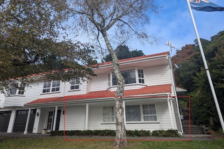 Photo of property in 8 Saint Annes Square, Tawa, Wellington, 5028