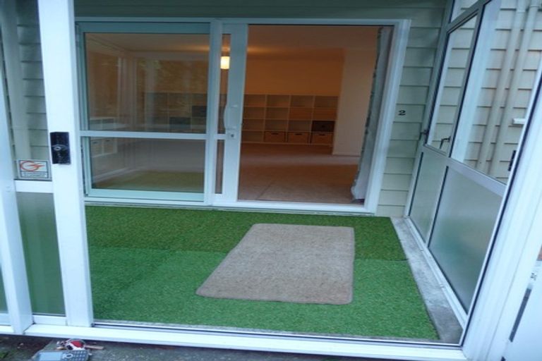 Photo of property in 11 Melrose Road, Island Bay, Wellington, 6023