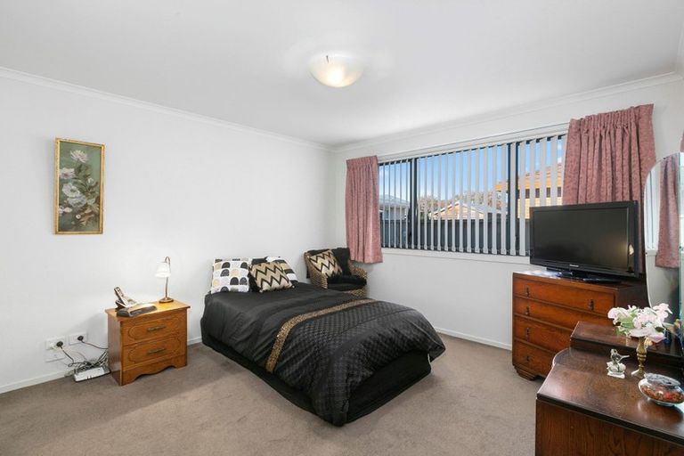 Photo of property in 137b Macandrew Road, South Dunedin, Dunedin, 9012