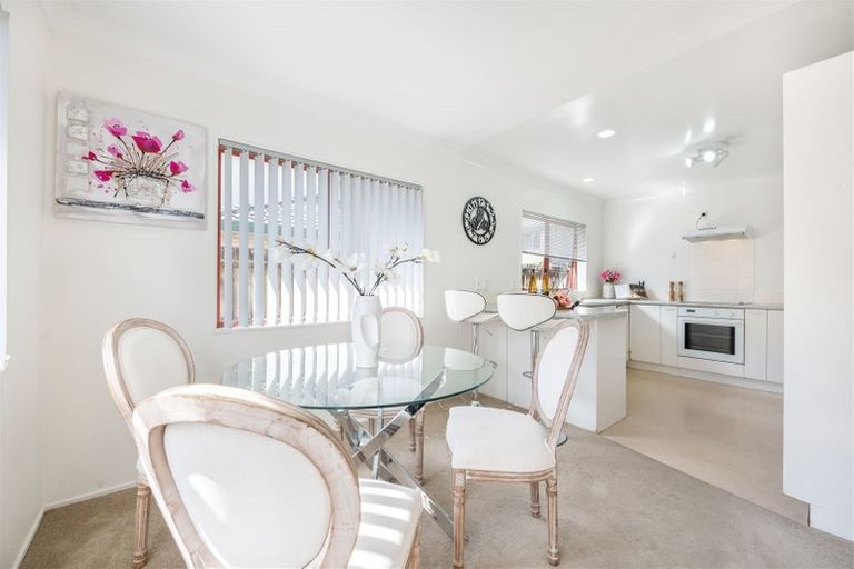 Photo of property in 58 Millen Avenue, Pakuranga, Auckland, 2010