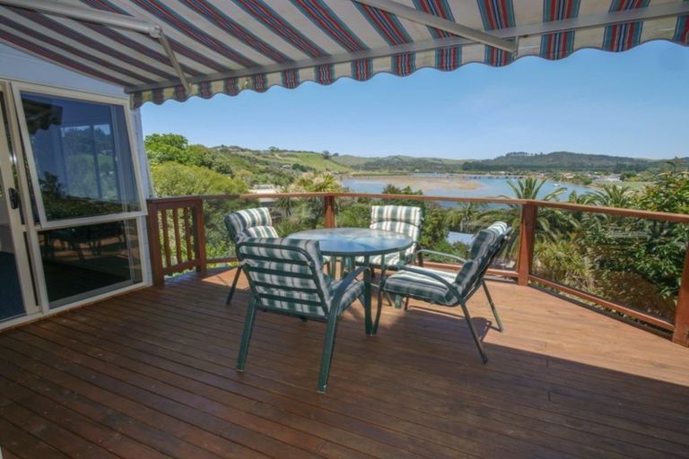 Photo of property in 13 Bush Point Road, Cable Bay, 0420