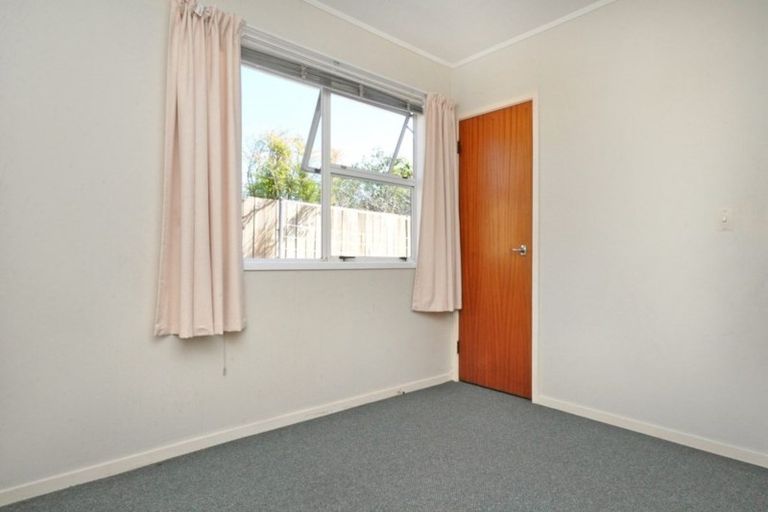 Photo of property in 3/69 Titirangi Road, New Lynn, Auckland, 0600