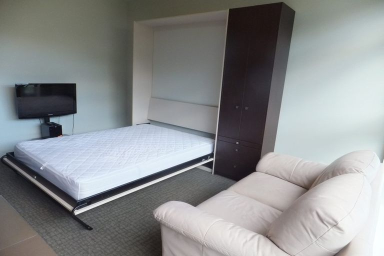 Photo of property in 105/3 Roxburgh Street, Mount Victoria, Wellington, 6011