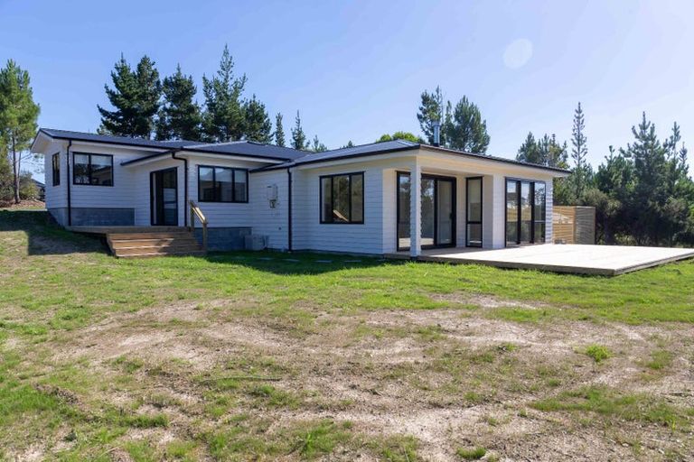 Photo of property in 1235 East Coast Road, Redvale, Albany, 0794