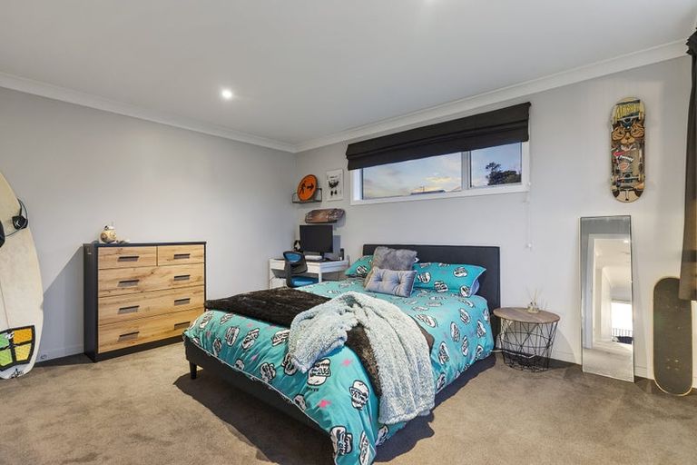 Photo of property in 8 Verley Rise, East Tamaki Heights, Auckland, 2016