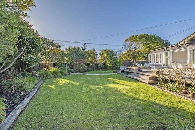Photo of property in 11 Aynsley Terrace, Hillsborough, Christchurch, 8022