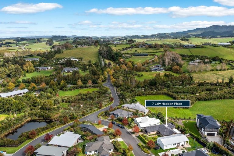 Photo of property in 7 Laly Haddon Place, Matakana, Warkworth, 0985