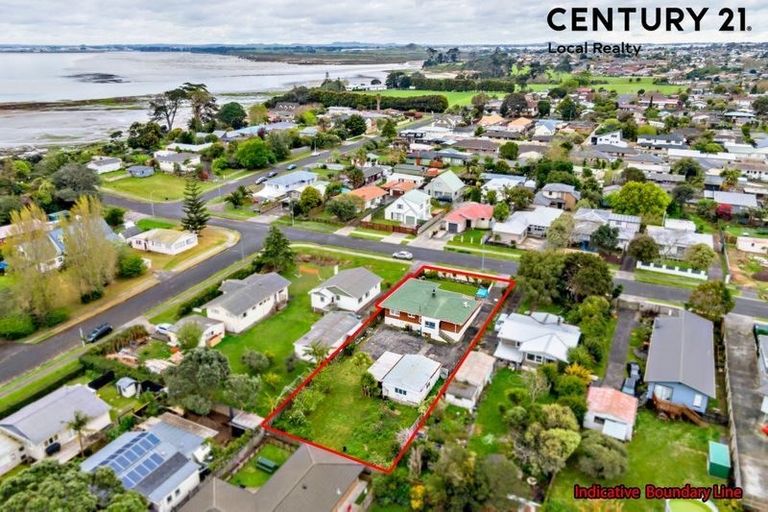 Photo of property in 32 Mcleod Road, Weymouth, Auckland, 2103