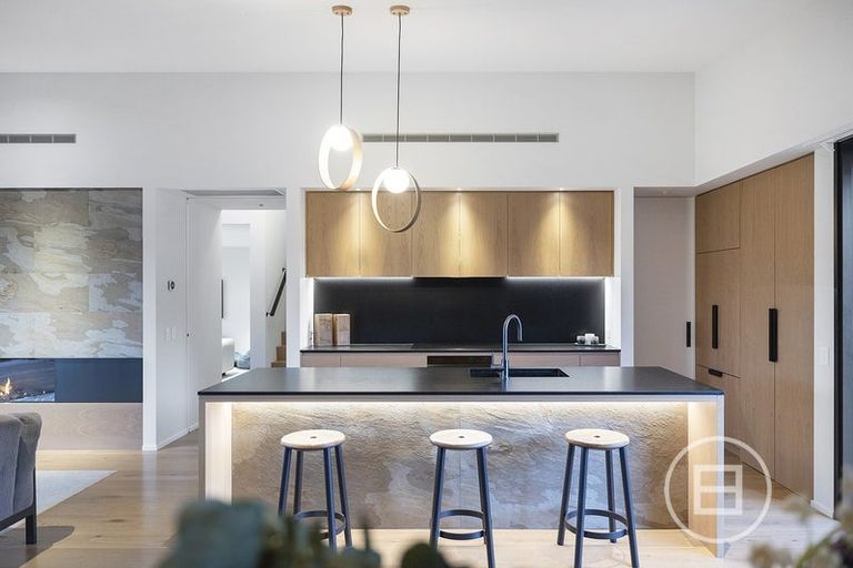 Photo of property in 16 Robrosa Street, Wanaka, 9305