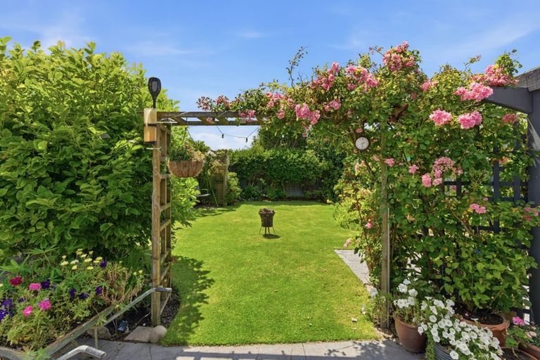 Photo of property in 40 Boston Avenue, Hornby, Christchurch, 8042