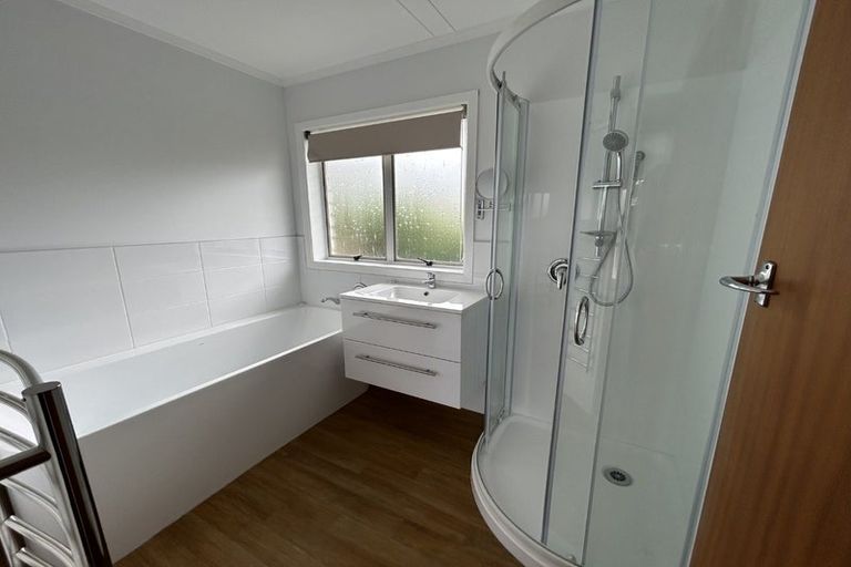 Photo of property in 8a Tanekaha Place, Pukete, Hamilton, 3200