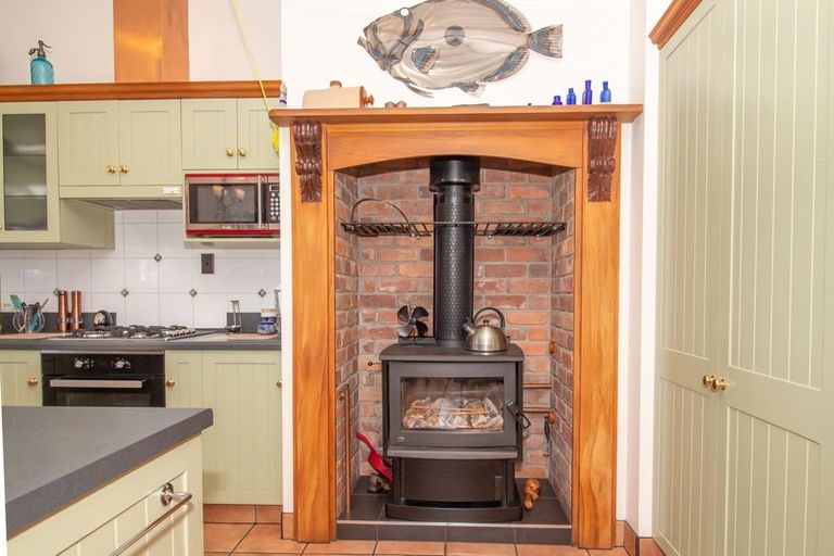 Photo of property in 145 Russell Street, Westport, 7825