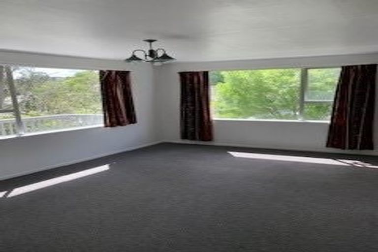 Photo of property in 66 Oaktree Avenue, Browns Bay, Auckland, 0630