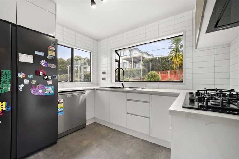 Photo of property in 142 Stredwick Drive, Torbay, Auckland, 0630