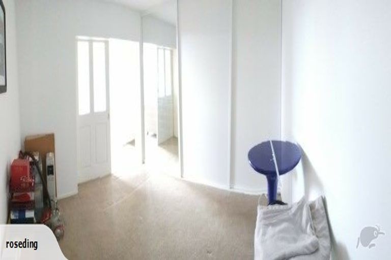 Photo of property in 102 Carlisle Road, Browns Bay, Auckland, 0632