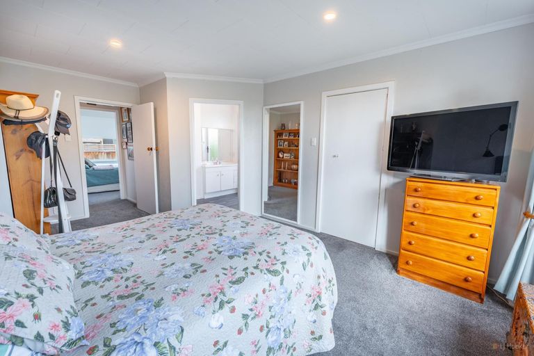 Photo of property in 38 Augustine Street, Waimate, 7924