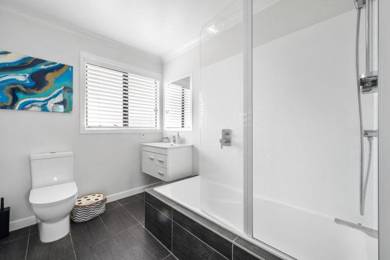 Photo of property in 1/72 Drake Street, Howick, Auckland, 2014