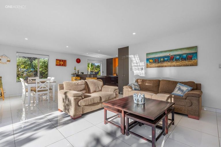 Photo of property in 74 Aston Drive, Waimairi Beach, Christchurch, 8083