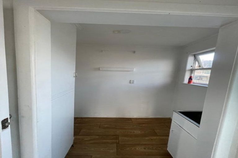 Photo of property in 50 Valentine Street, Papakura, 2110