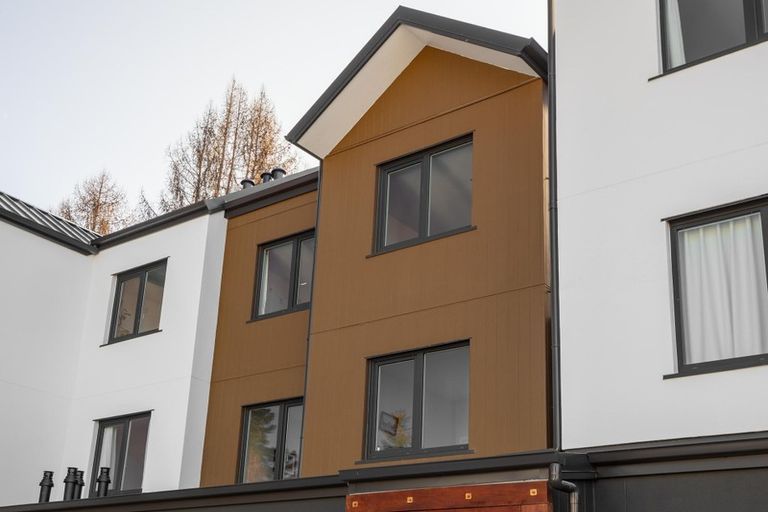 Photo of property in 21/16 George Bullen Lane, Arthurs Point, Queenstown, 9371