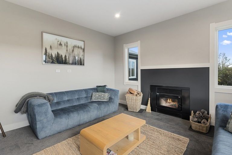 Photo of property in 56 Oakdale Drive, Kinloch, Taupo, 3377