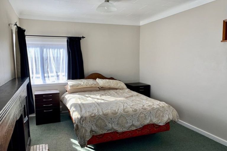 Photo of property in 72 Leslie Street, Waitara, 4320