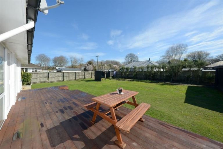 Photo of property in 15 Morley Street, Bryndwr, Christchurch, 8053