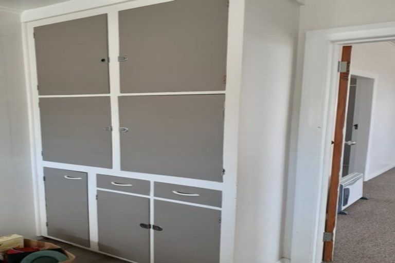 Photo of property in 18 Cornfoot Street, Castlecliff, Whanganui, 4501