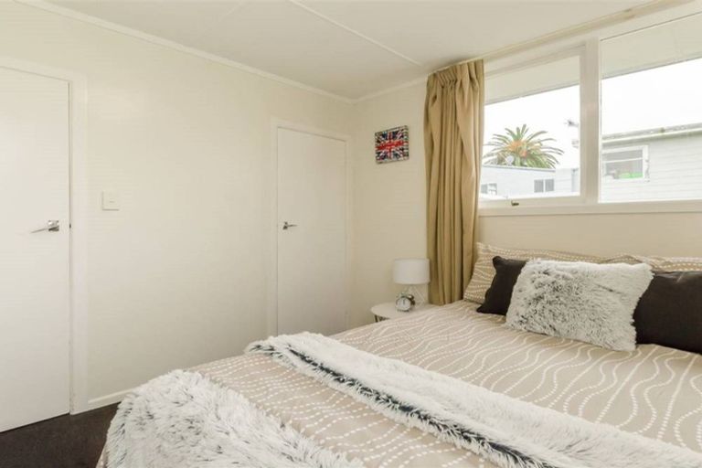 Photo of property in 46 Kiwi Road, Raumati Beach, Paraparaumu, 5032
