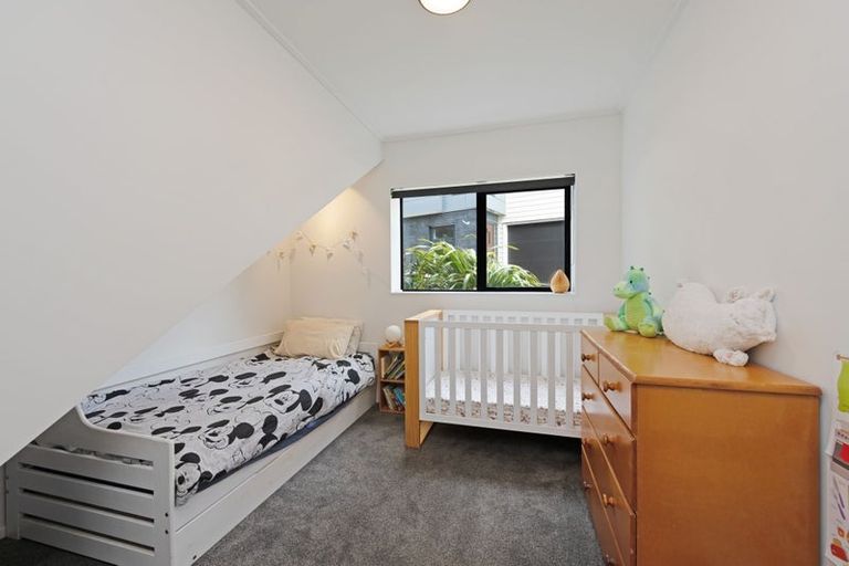 Photo of property in 12a Marjory Close, Broadmeadows, Wellington, 6035