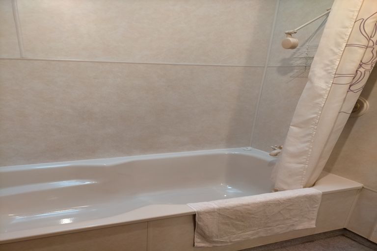 Photo of property in 47 Aronui Road, Bridge Hill, Alexandra, 9320