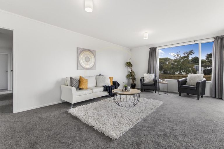 Photo of property in 22 Arnwood Street, Manurewa, Auckland, 2102