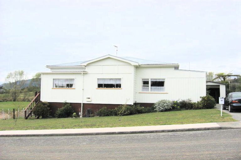Photo of property in 40 Pitoitoi Street, Otaihanga, Paraparaumu, 5036