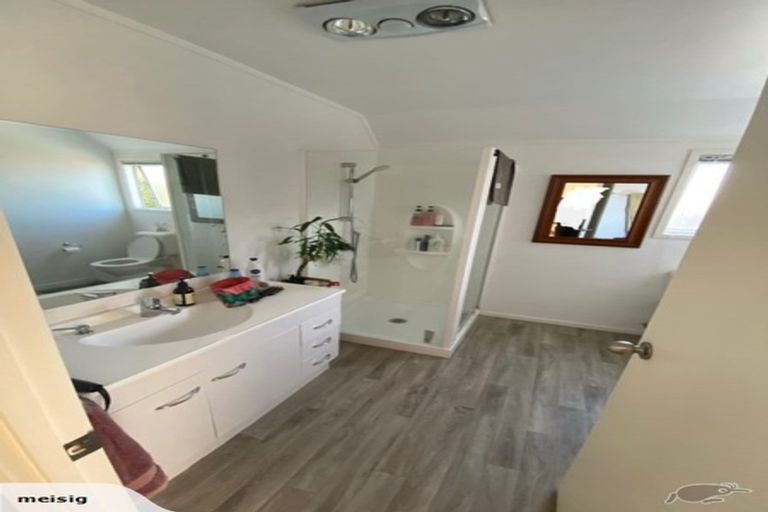 Photo of property in 2/14 Wood Street, Papakura, 2110