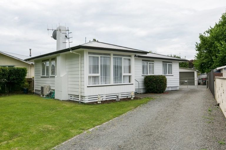 Photo of property in 13 Upham Street, Havelock North, 4130